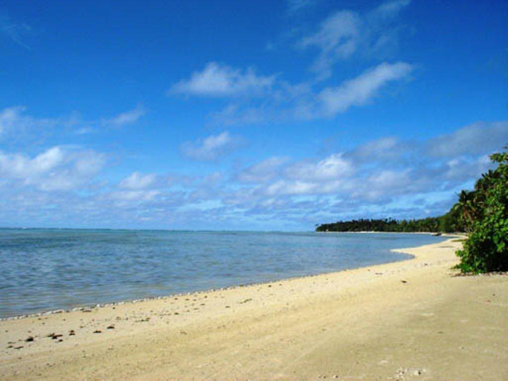 Paparei Beachfront Bungalows, Aitutaki Arutanga Room photo